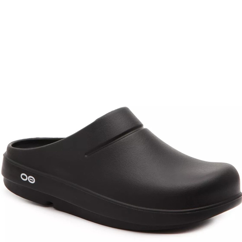 OOFOS OOcloog Clog - Women's size 38 Black